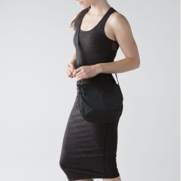 Lululemon Globetrotter Dress - Picture 3 of 8